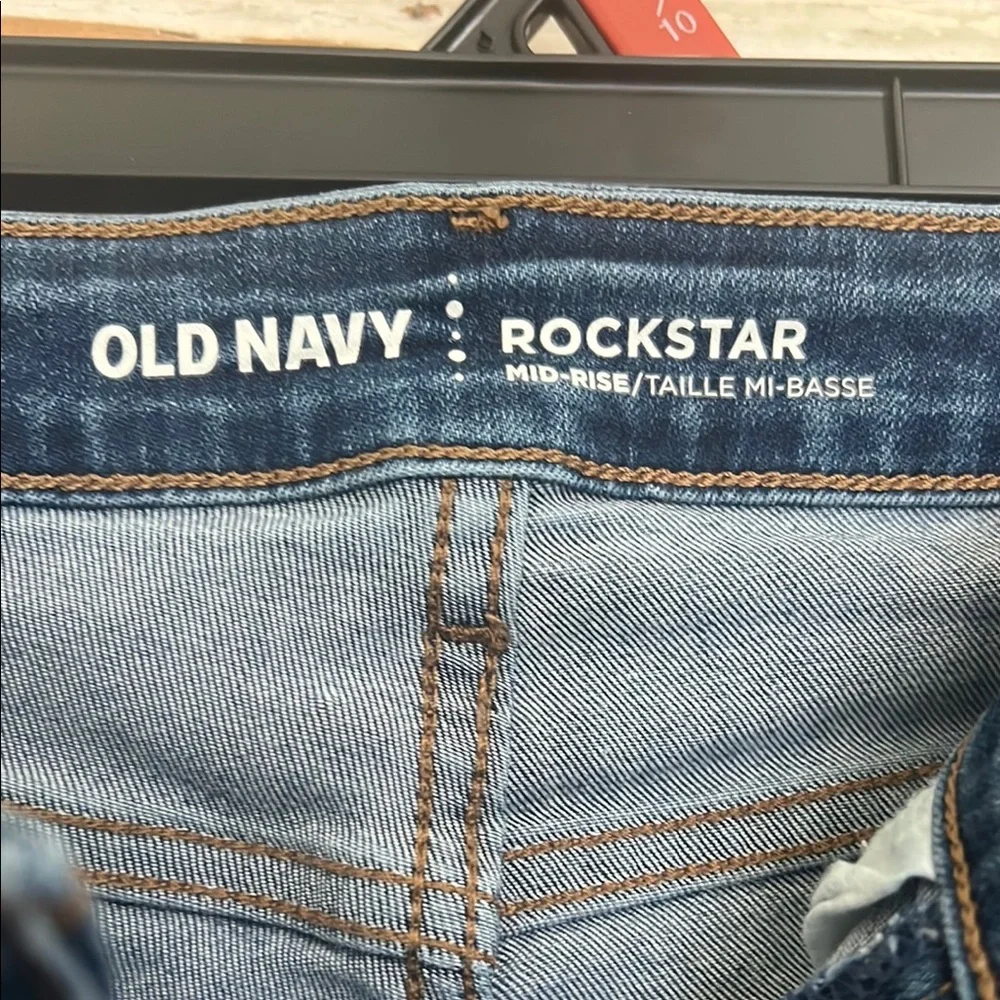 Old Navy Women's Blue Embroidered Jeans - Picture 5 of 6